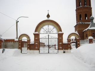 Церковные ворота (Дмитрий Зонов)