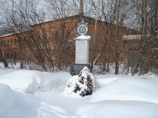 Памятник ликвидаторам Чернобыльской аварии (Дмитрий Зонов)