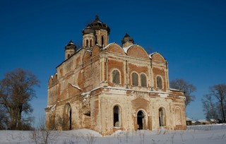 Воскресенская церковь в с.Кырмыж (Юрий Зыкин)