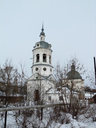 Преображенская церковь, вид от школы (Дмитрий Зонов)