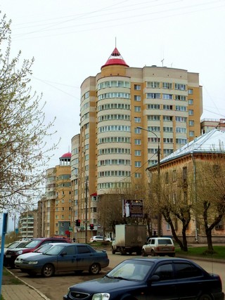 Башня 1 на Маклина (Дмитрий Зонов)
