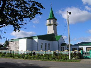 Мечеть, В Агрызе, востановлена. (Александр Кузьмин)