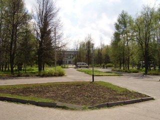 Около фонтана - памятника космонавтам; с/к «Юбилейный» (Konstantin Pečaļka)