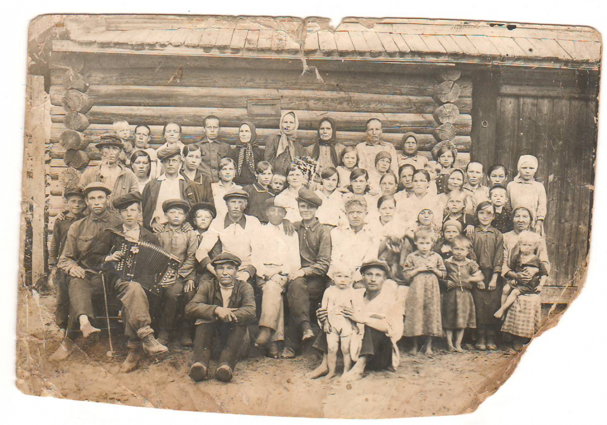 Деревня 1929 год Вятка. Жители деревни Чучаловы Кировской области в 1911 году. Деревня Борисово Сарапульский район. И т д проживающие