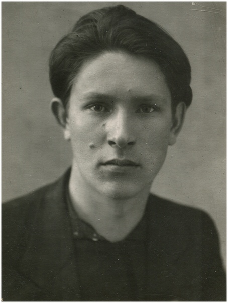 Молодой Александр Мошин в послевоенное время