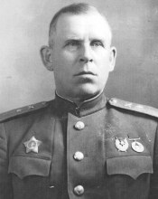 Генерал-майор Суслопаров Иван Алексеевич, военный атташе СССР во Франции