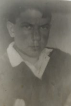 Надпись на обороте: ПАН. 1941 год. 8 "б" класс