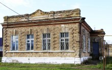 Здание земской поликлиники. Октябрь 2018 г. Фото Э. Харрасовой photo