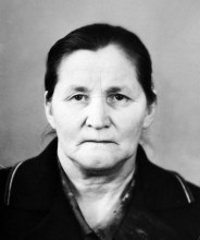 Жена Василия Фёдоровича - Сатюкова (Скорева) Анна Иосифовна.