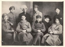 Группа комсомольцев Глазовского уезда, начало 1920-х гг. Д. А. третий слева в первом ряду