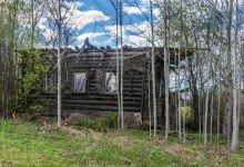 Кукмары. Руины дома. Май 2025 г. Фото Е. Чудиновских photo