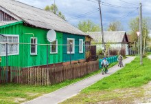 Петровское. Улица. Май 2025 г. Фото Е. Чудиновских photo