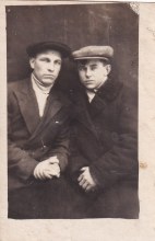 Александр Павлович Гунбин (слева). г. Ленинград, 1941 г.